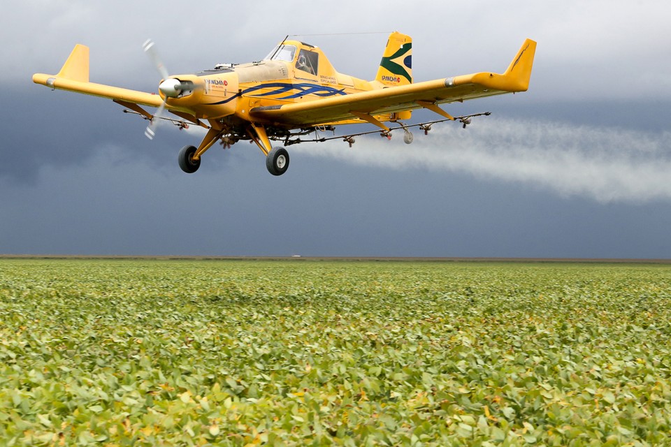 Avião agrícola